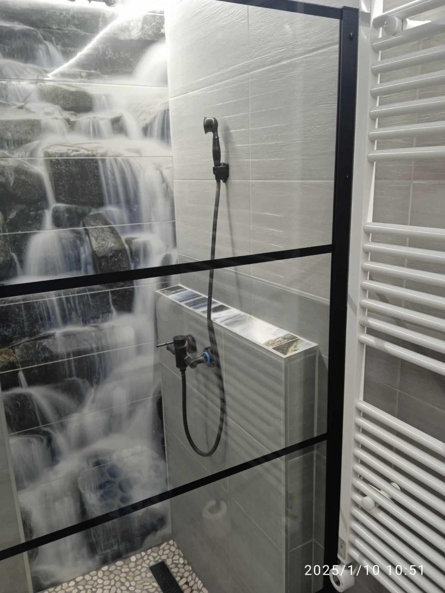 Apartment Rozsa Vendeghaz Zirc